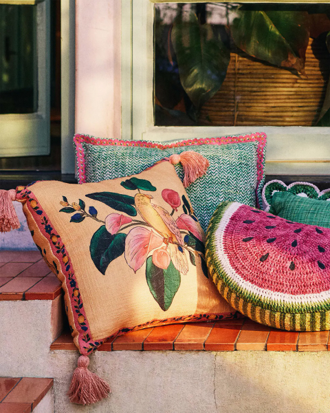 Яркие краски и экзотические мотивы в летней коллекции Anthropologie Home