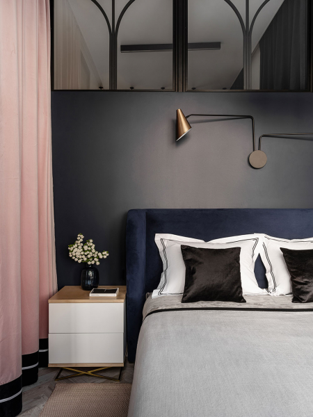 Оригинальный дизайн небольшой девичьей квартиры с видом на парк в Москве (44 кв. м)