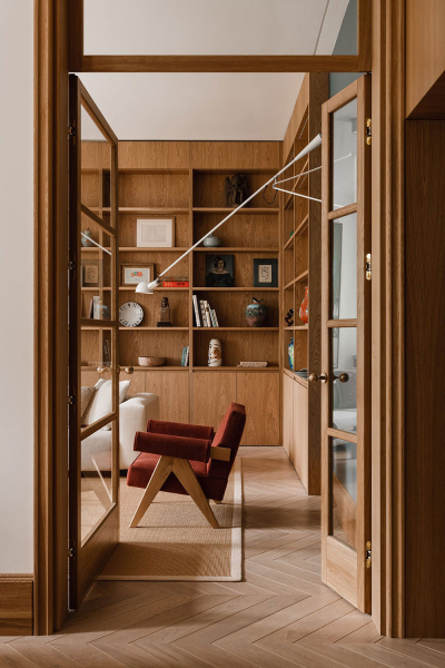 Современная элегантность и нотки mid-century: красивая квартира в старом доме в Варшаве Современная элегантность и нотки mid-century: красивая квартира в старом доме в Варшаве