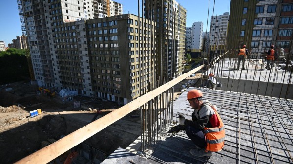 "Циан": полугодовая выручка московских девелоперов выросла на 3% - до 867 млрд рублей