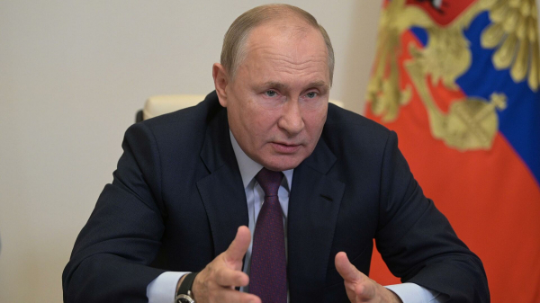 Путин поручил запустить новую программу расселения аварийного жилья